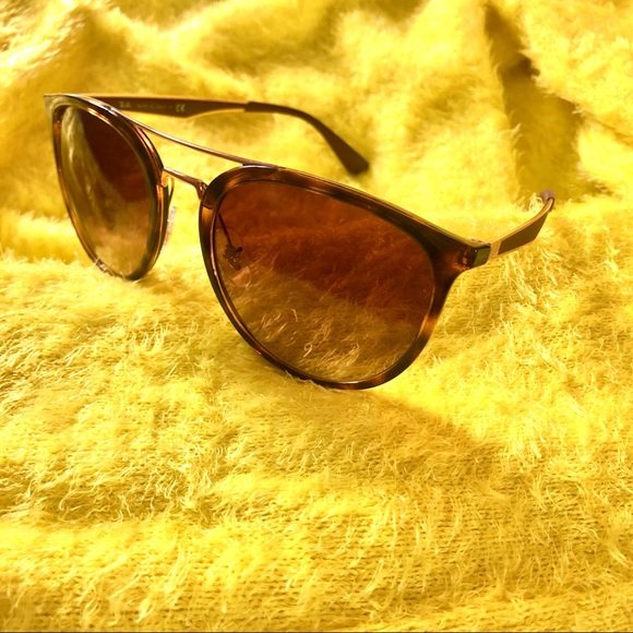 Ray-Ban Aviators - Picture 7 of 16